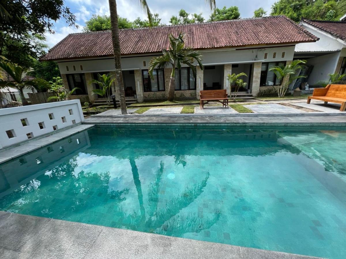 Kuta Circle Homestay Exteriör bild