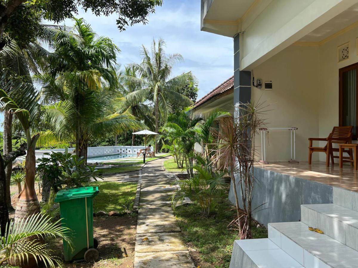 Kuta Circle Homestay Exteriör bild