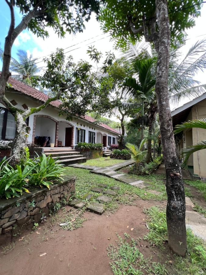 Kuta Circle Homestay Exteriör bild