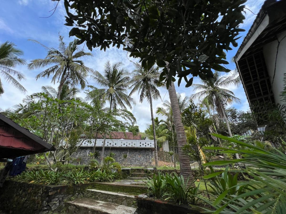 Kuta Circle Homestay Exteriör bild