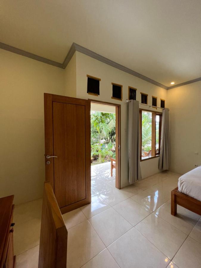 Kuta Circle Homestay Exteriör bild