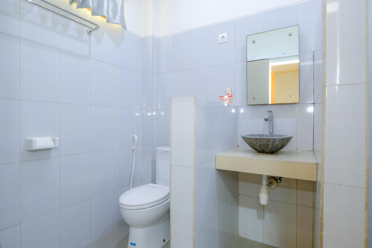 Kuta Circle Homestay Exteriör bild
